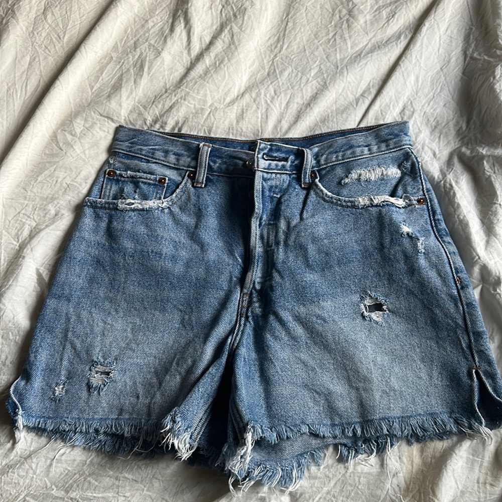 Abercrombie & Fitch High Rise 4” Short